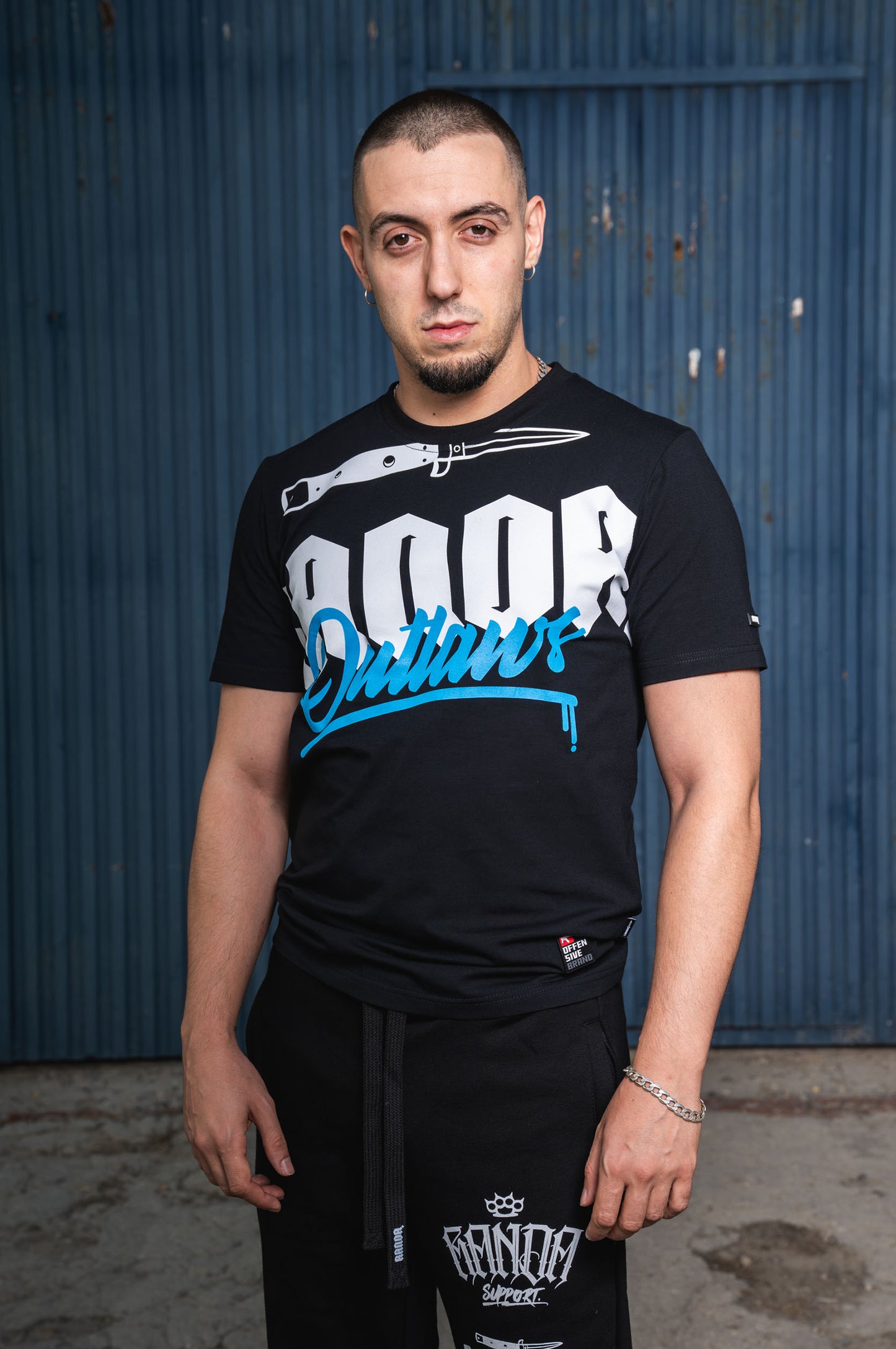 OUTLAWS T-SHIRT