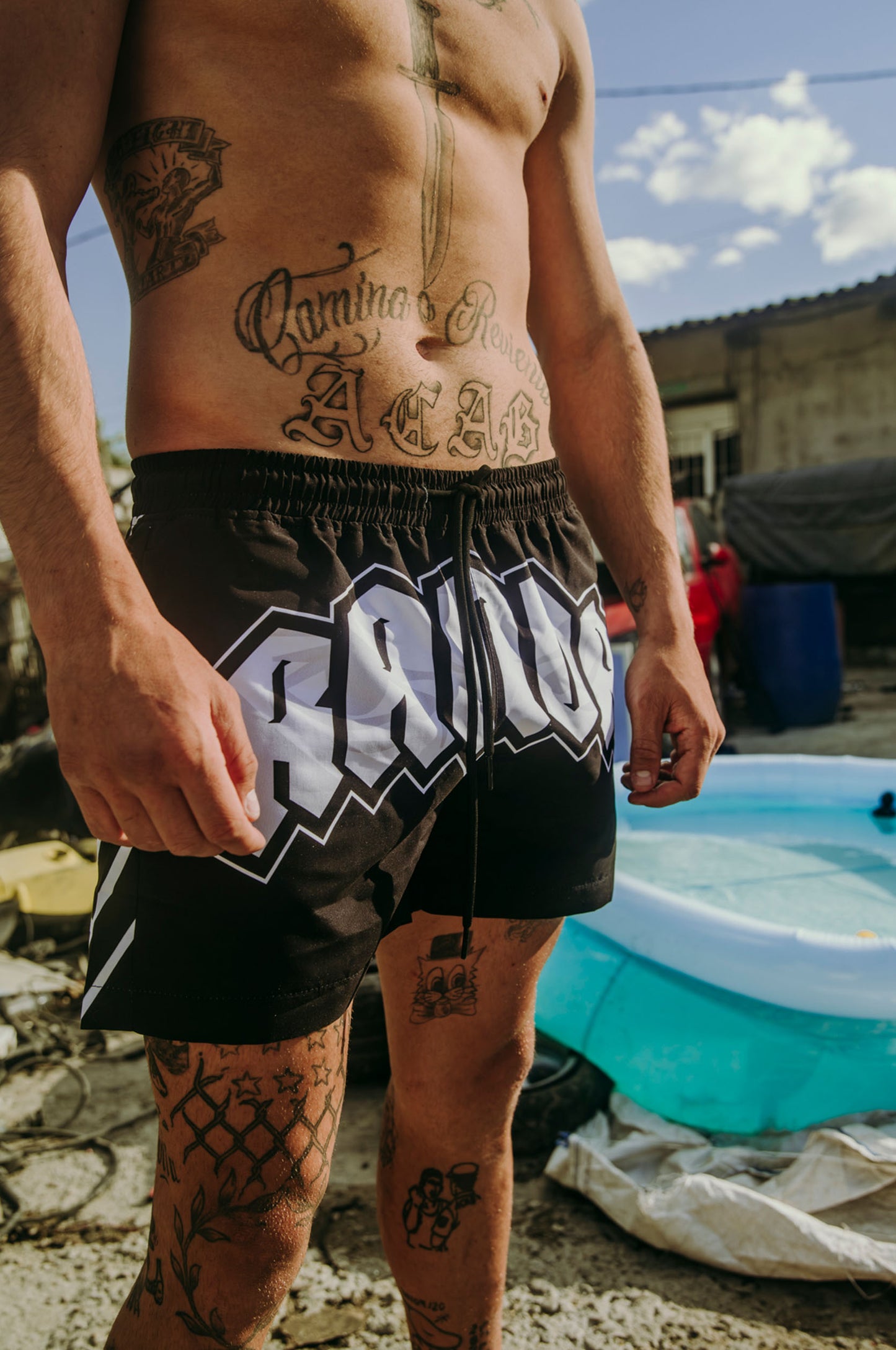 FACELESS SWIMSHORT