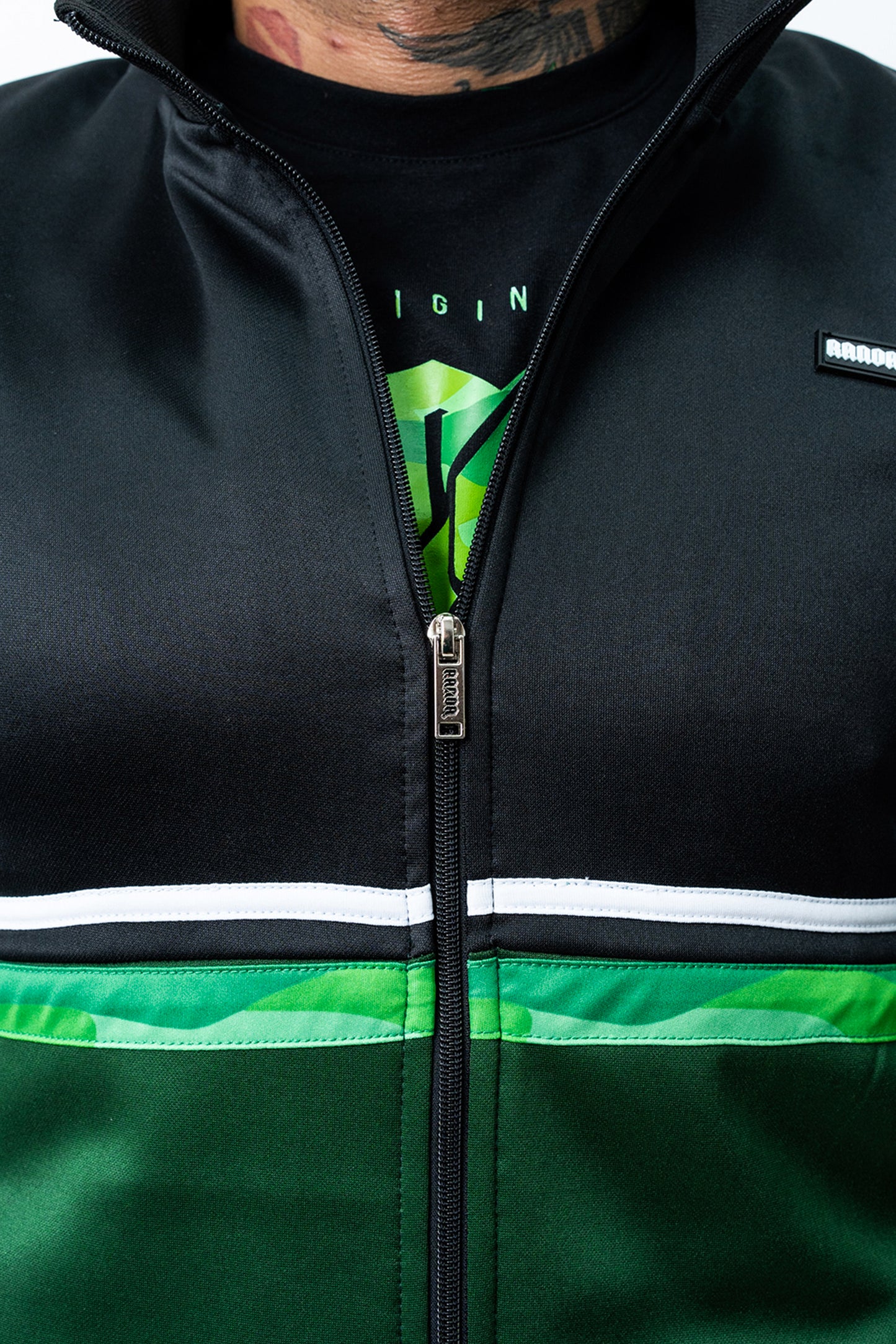 FOREST TRACKTOP