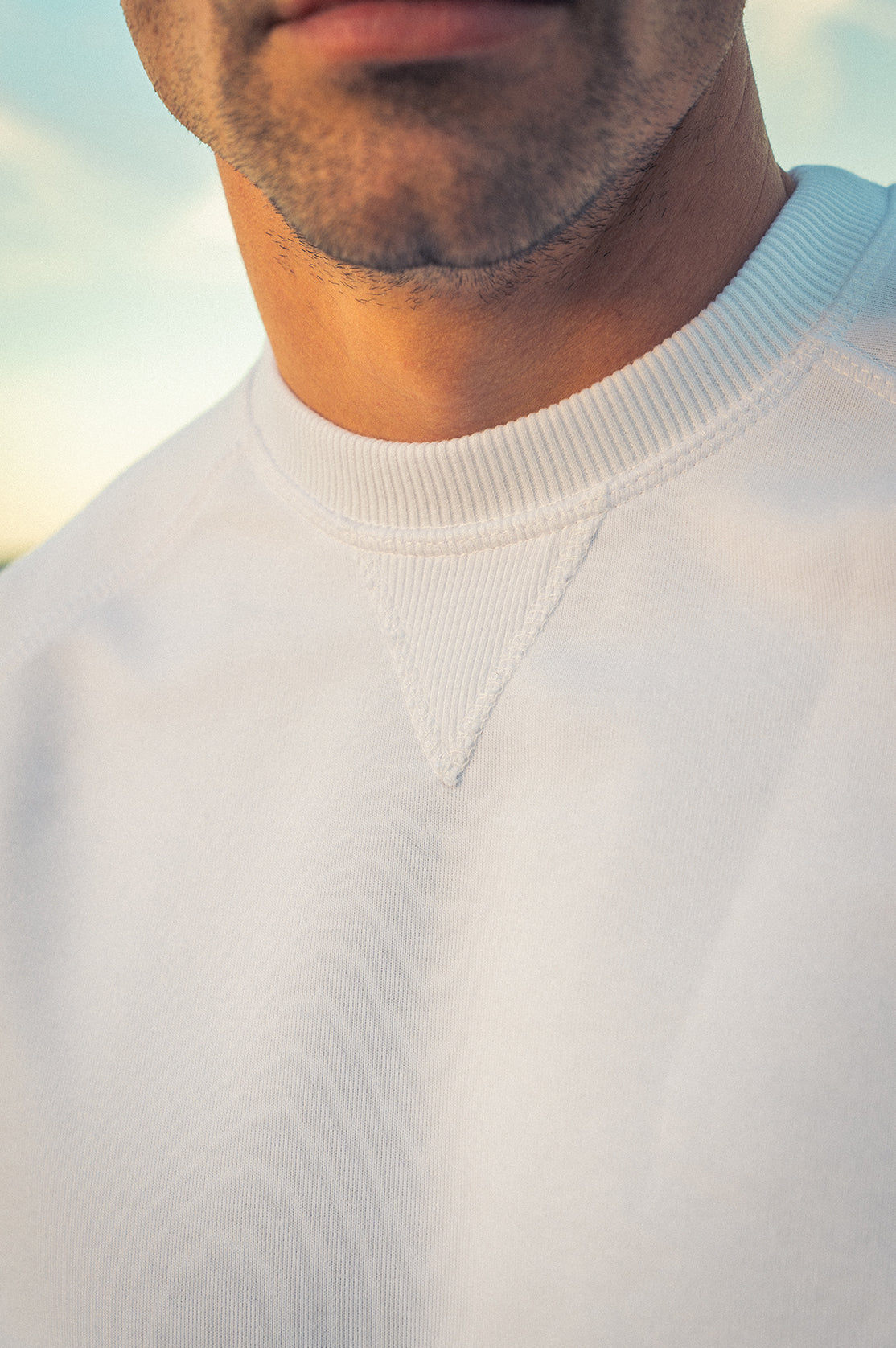 OG ACTION SWEATSHIRT WHITE