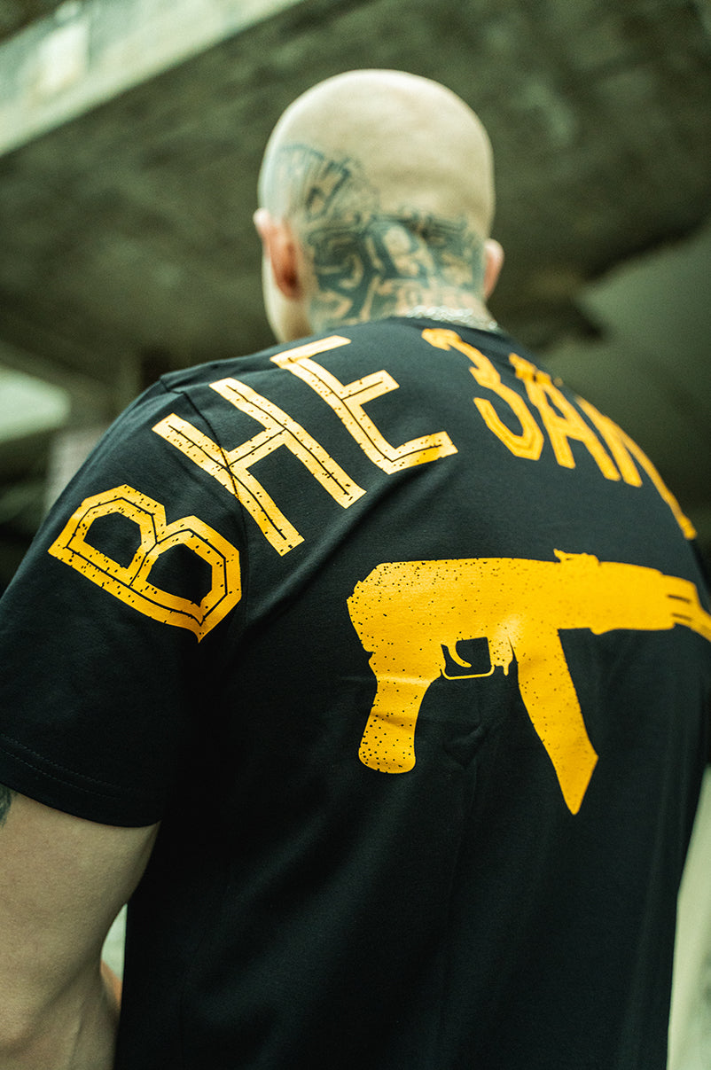 OUTLAW T-SHIRT [CYRILLIC EDITION] GOLDEN