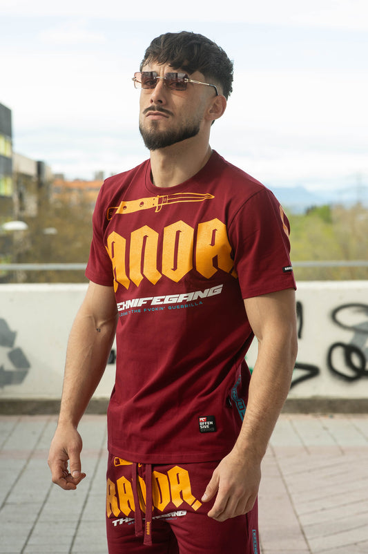 UNIFORM [BURGUNDY] T-SHIRT